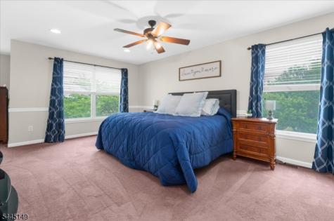 1 Tanager Drive Raritan NJ 08551