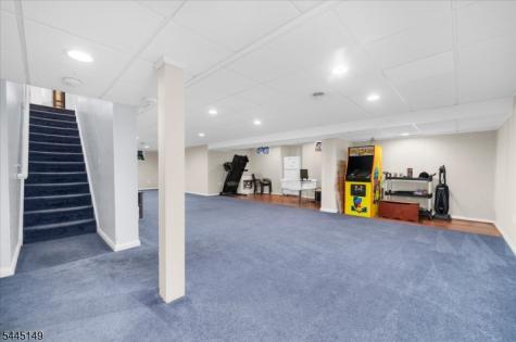 1 Tanager Drive Raritan NJ 08551