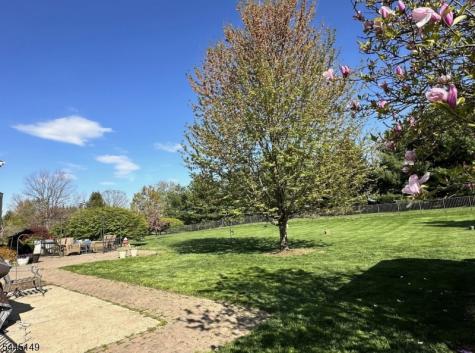 1 Tanager Drive Raritan NJ 08551