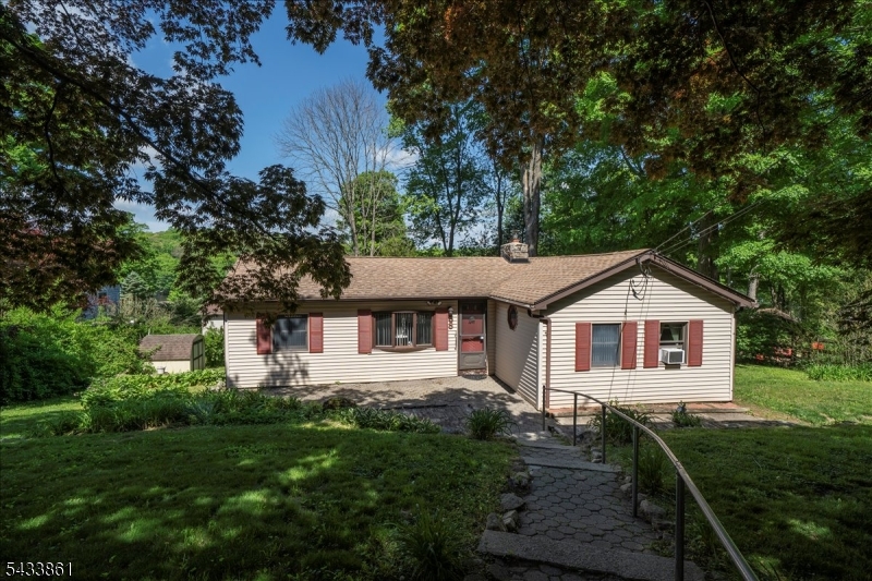 58 Tamarack Trail Hardyston NJ 07460