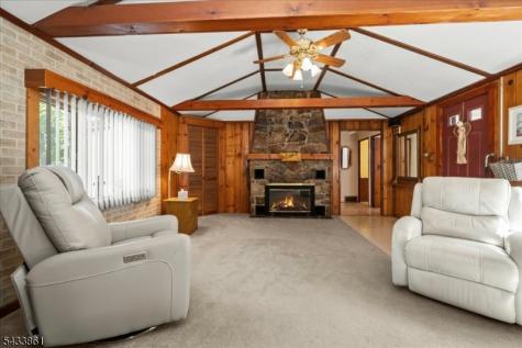58 Tamarack Trail Hardyston NJ 07460