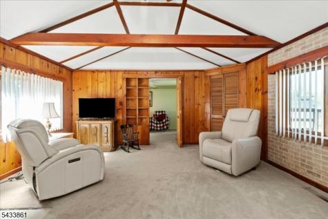 58 Tamarack Trail Hardyston NJ 07460