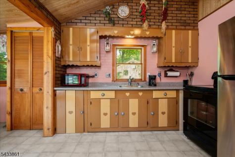 58 Tamarack Trail Hardyston NJ 07460