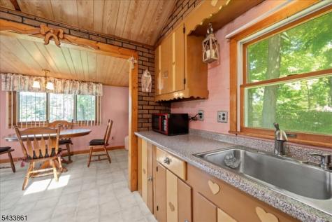 58 Tamarack Trail Hardyston NJ 07460