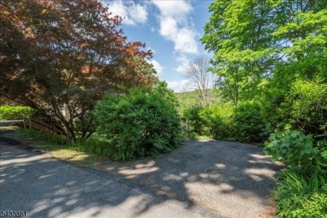 58 Tamarack Trail Hardyston NJ 07460