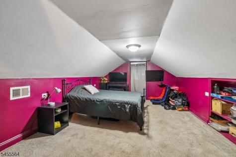 382 Amherst Street East Orange NJ 07018