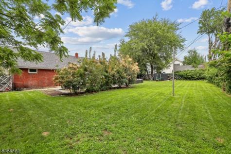 382 Amherst Street East Orange NJ 07018