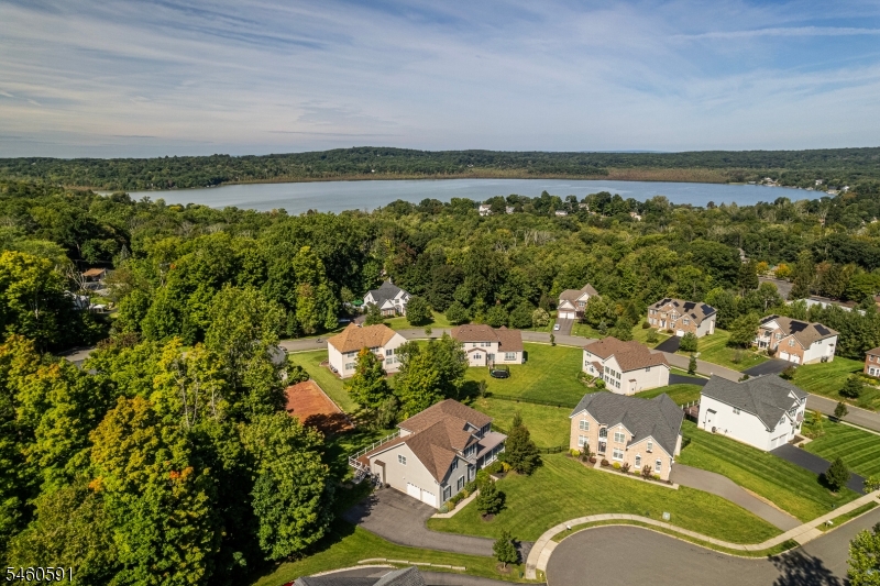 6 Sergeant Court Mount Olive NJ 07828