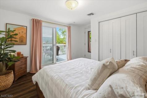 43 Birch Parkway Byram NJ 07871