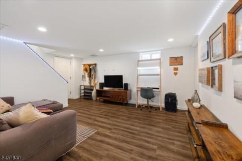43 Birch Parkway Byram NJ 07871