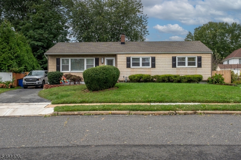 25 Lawrence Place Freehold NJ 07728