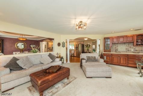 1 Evergreen Drive Chester NJ 07930
