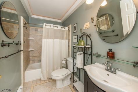 1 Evergreen Drive Chester NJ 07930