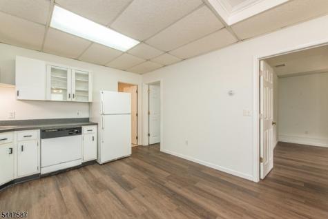 1 Evergreen Drive Chester NJ 07930
