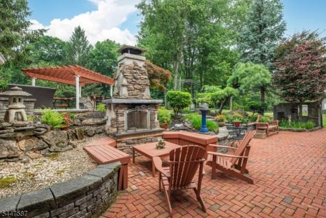 1 Evergreen Drive Chester NJ 07930