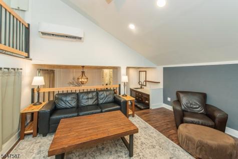 1 Evergreen Drive Chester NJ 07930