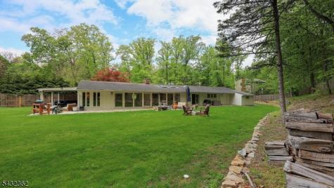 75 Seney Drive Bernardsville NJ 07924
