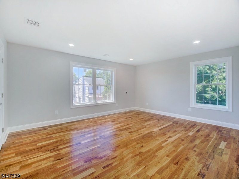 735 Vernon Avenue Kenilworth NJ 07033
