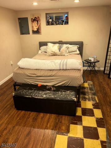 113 Vine Street Roselle NJ 07203