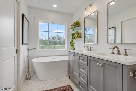 7 Daly Road Chester NJ 07931