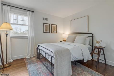 7 Daly Road Chester NJ 07931
