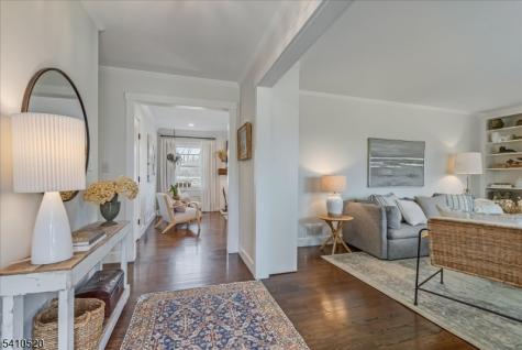 7 Daly Road Chester NJ 07931