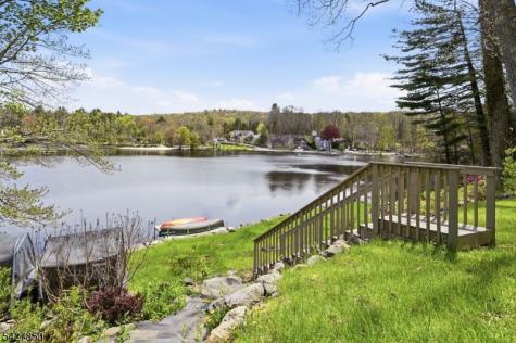 51 Goldfinch Lane West Milford NJ 07421