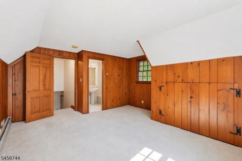 3 Orchard Road Kinnelon NJ 07405