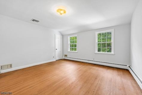 3 Orchard Road Kinnelon NJ 07405
