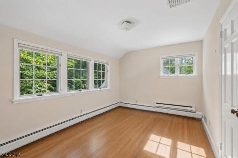 3 Orchard Road Kinnelon NJ 07405