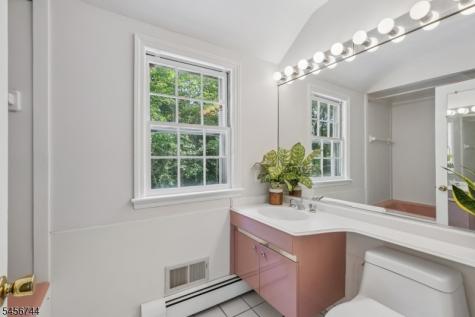 3 Orchard Road Kinnelon NJ 07405