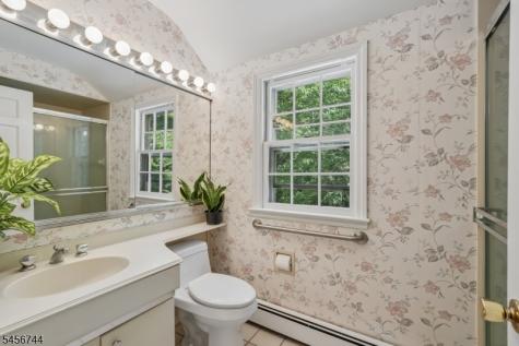 3 Orchard Road Kinnelon NJ 07405