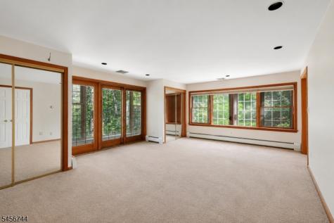 3 Orchard Road Kinnelon NJ 07405