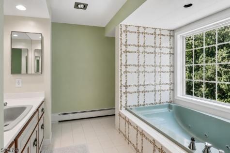 3 Orchard Road Kinnelon NJ 07405