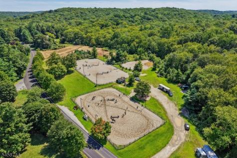3 Orchard Road Kinnelon NJ 07405