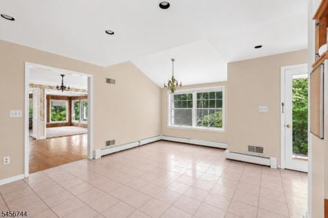 3 Orchard Road Kinnelon NJ 07405