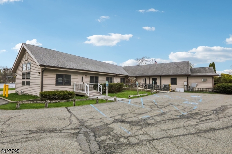 11 Alamoosook Road Vernon NJ 07422