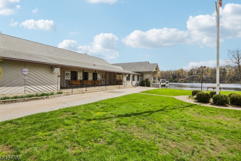 11 Alamoosook Road Vernon NJ 07422