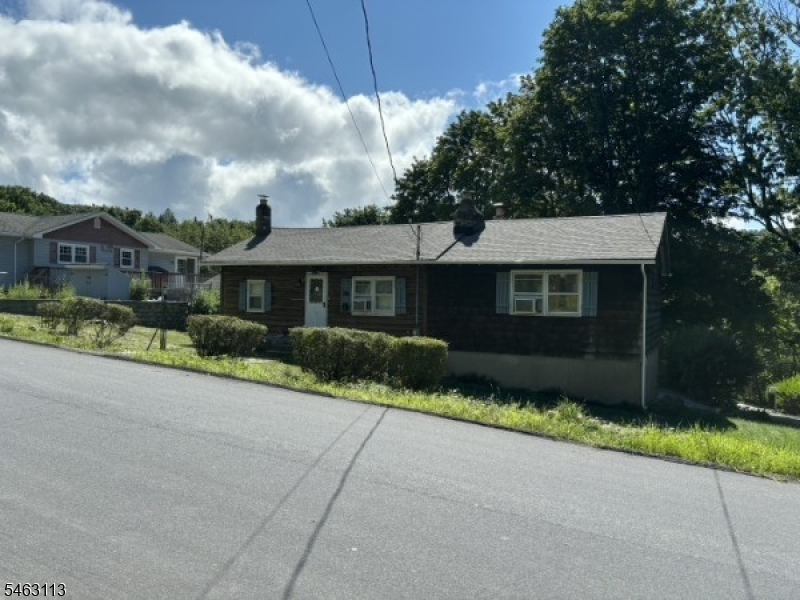 34 Hillside Avenue Jefferson NJ 07460