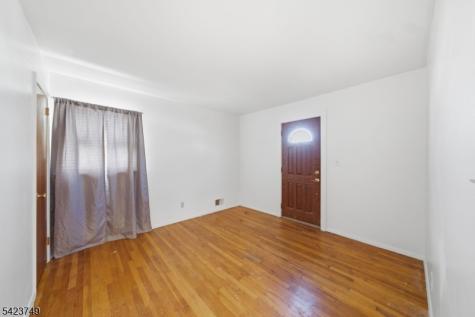 105 N 13th Street Kenilworth NJ 07033