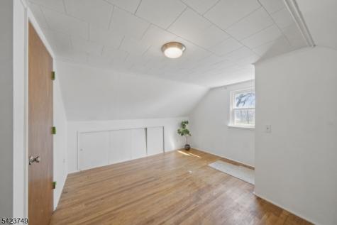 105 N 13th Street Kenilworth NJ 07033