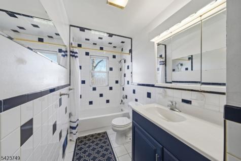 105 N 13th Street Kenilworth NJ 07033