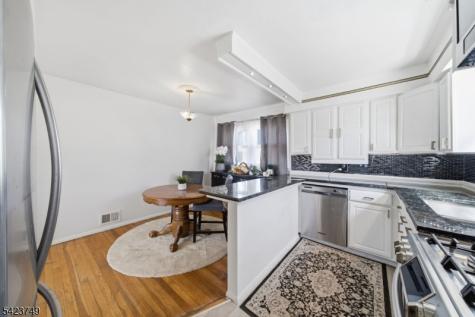 105 N 13th Street Kenilworth NJ 07033