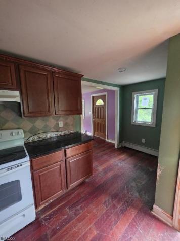 11 Oak Street Wanaque NJ 07420