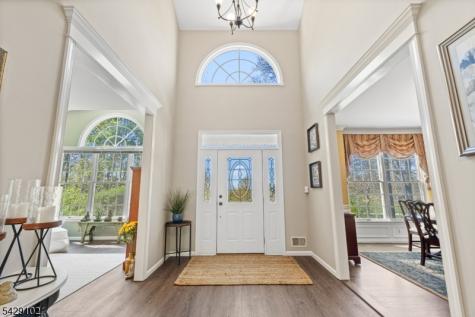 16 Yorkshire Drive Washington NJ 07840