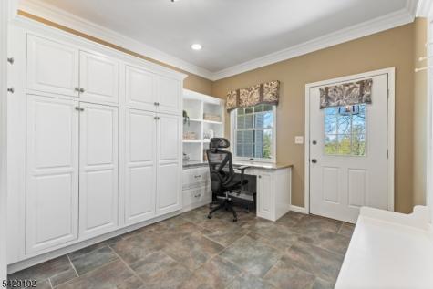 16 Yorkshire Drive Washington NJ 07840