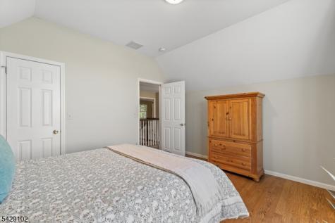 16 Yorkshire Drive Washington NJ 07840