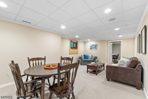 16 Yorkshire Drive Washington NJ 07840