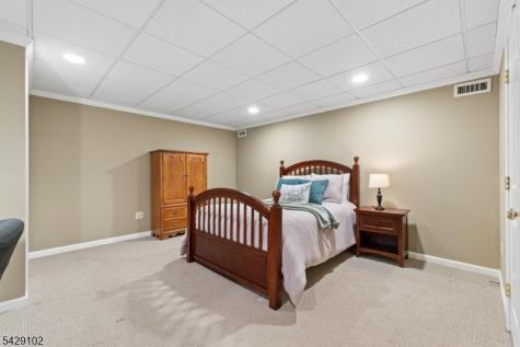 16 Yorkshire Drive Washington NJ 07840