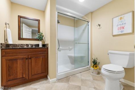 16 Yorkshire Drive Washington NJ 07840